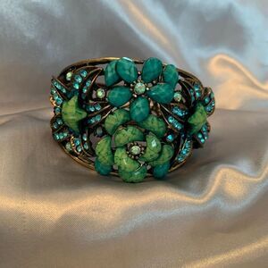 Vintage-Inspired Floral Cuff Bracelet Turquoise
